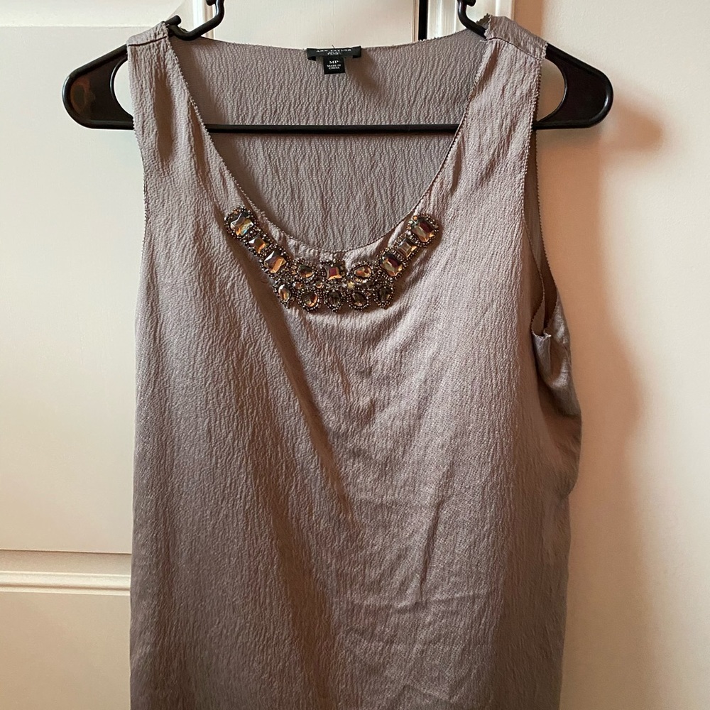 Grey tank top